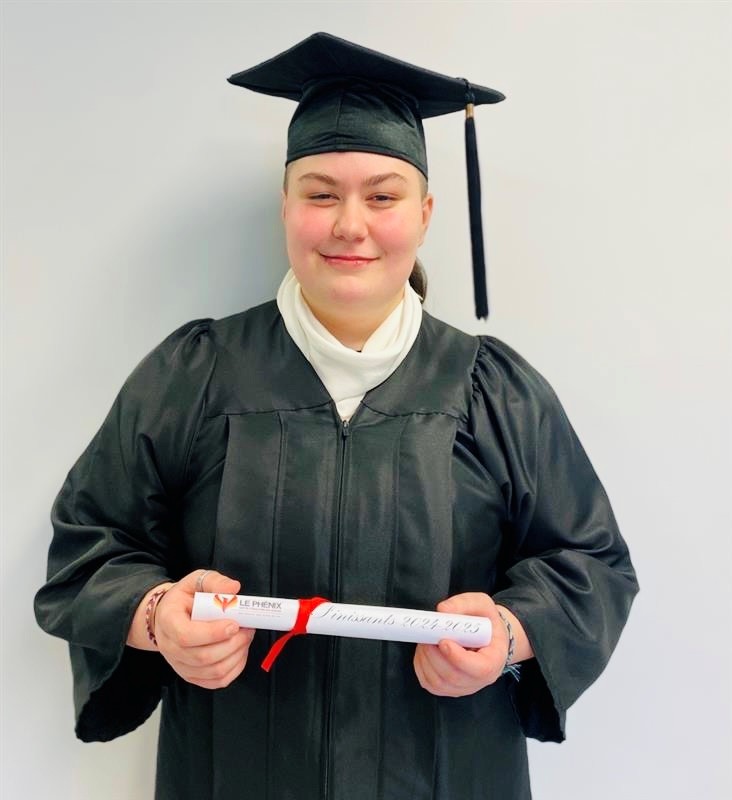 Sheila Côté Savard diplomation